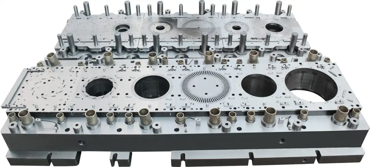 produttore di stampi per lo stampaggio del nucleo del motore